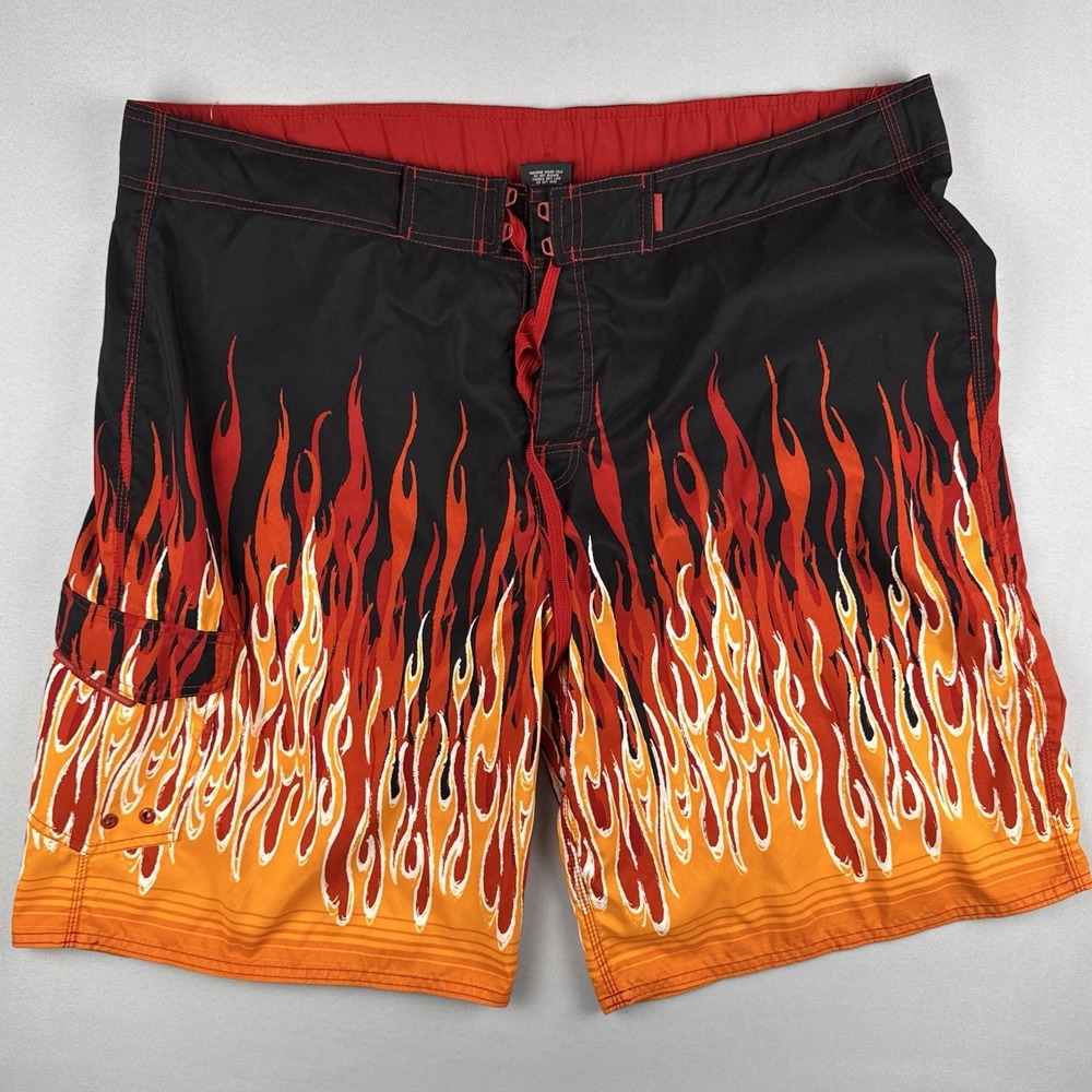 Y2K Flame Print Board Shorts Mens XL Black Red Streetwear Skater Surf